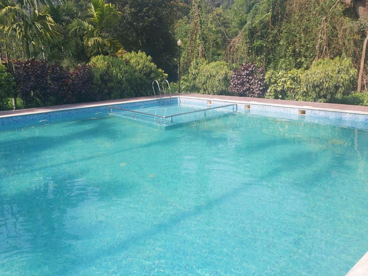 ماديكيري Ezzenza Areca Resort المظهر الخارجي الصورة